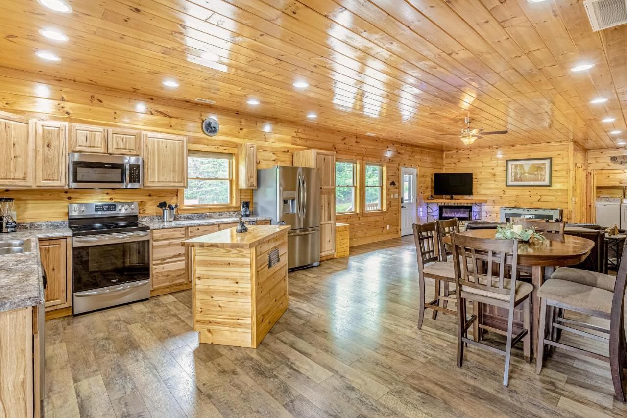 Hilltop Cabin Bryson City Exterior foto