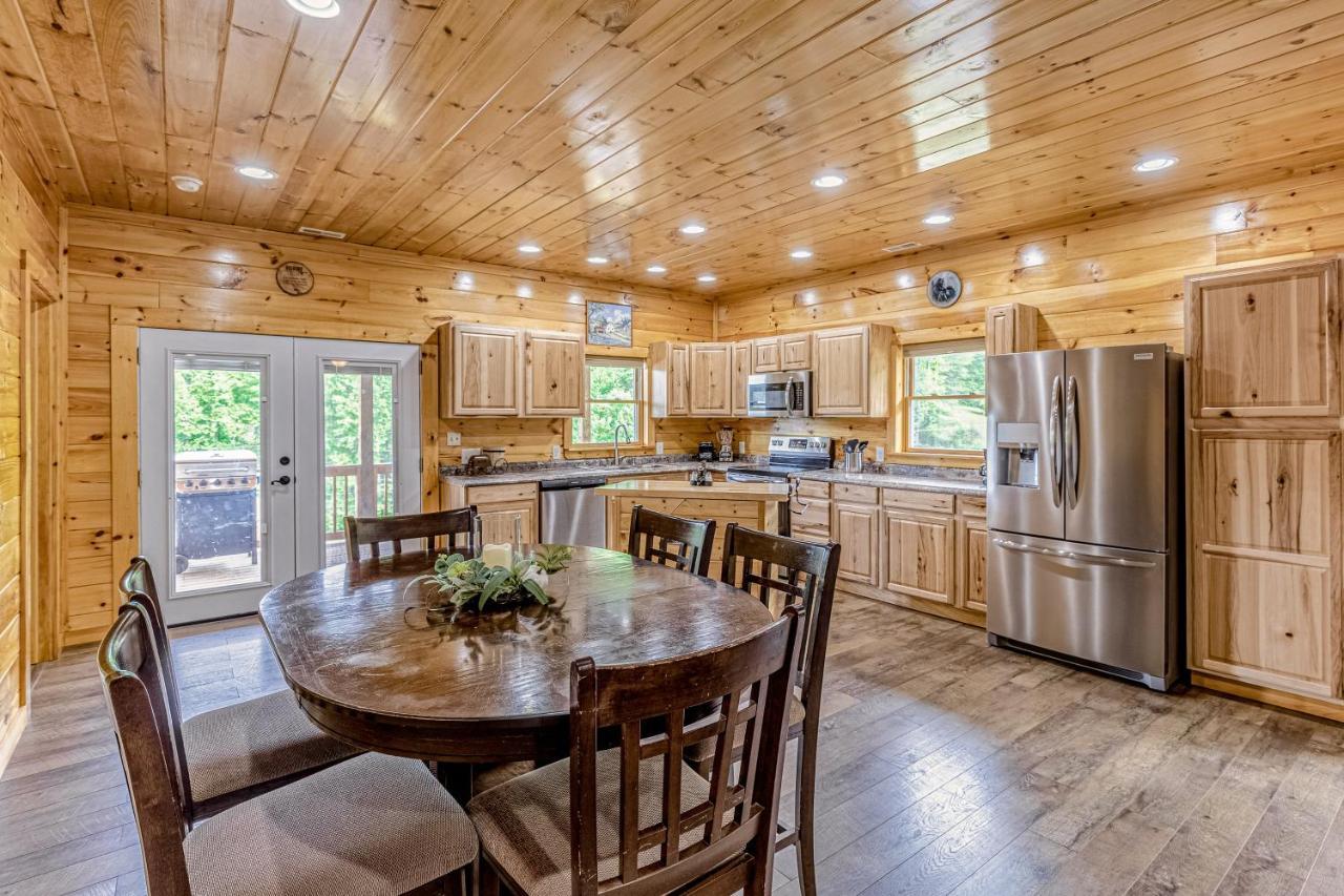 Hilltop Cabin Bryson City Exterior foto